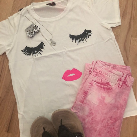 TBK Tops - Eyelashes and Lips White TShirt